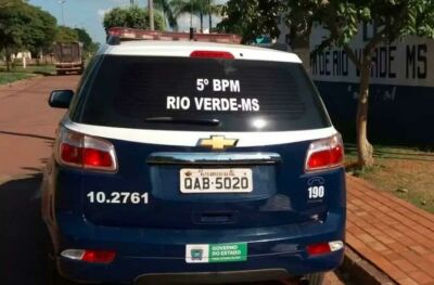 Imagem da notícia Discussão por cobrança termina em agressão com capacetadas e prisão em Rio Verde de MT